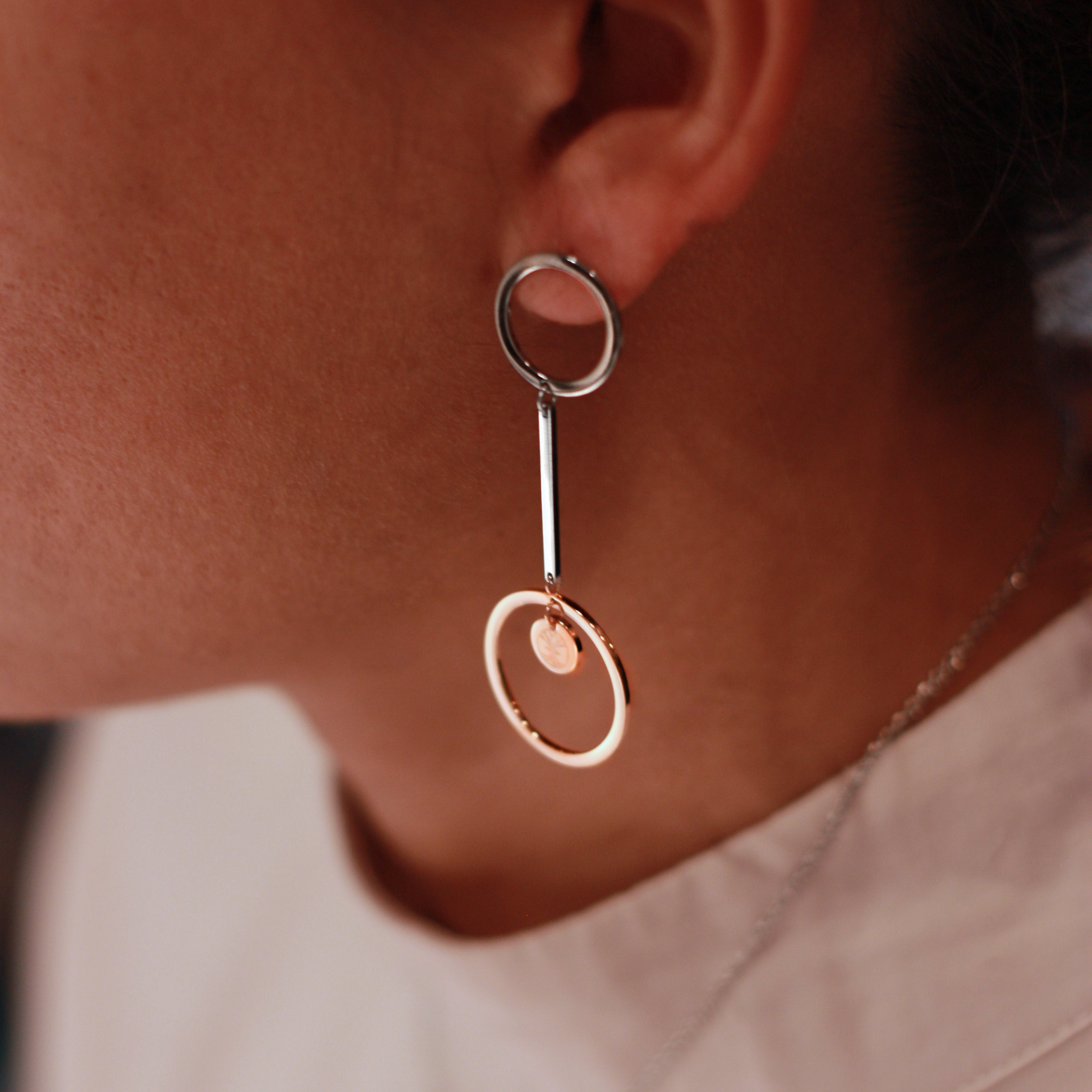Yggdrasil by Sweden långa örhängen Be Unique ringar cirklar Earrings