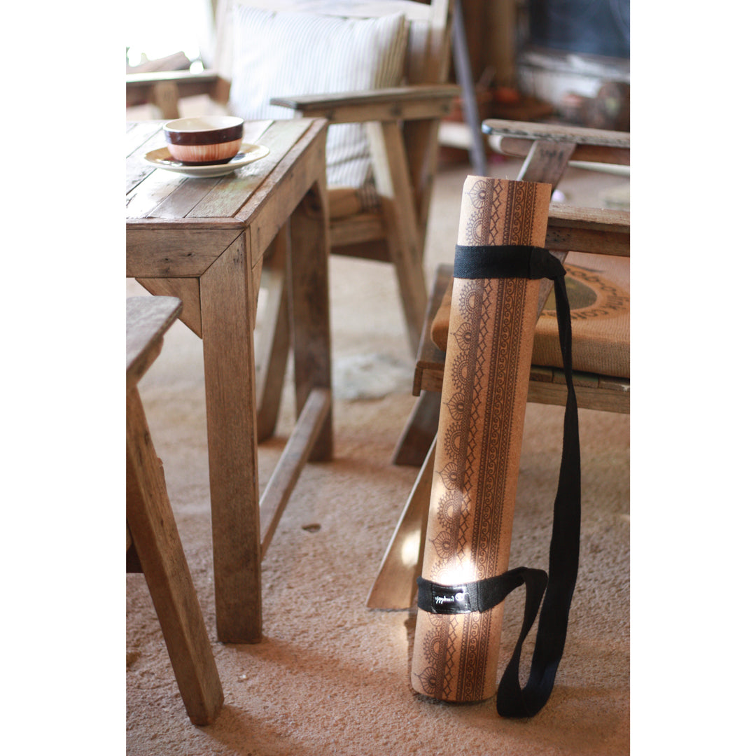 Premium-Korkyogamatte mit stilvollen Drucken, rutschfest – Yggdrasil by Sweden
