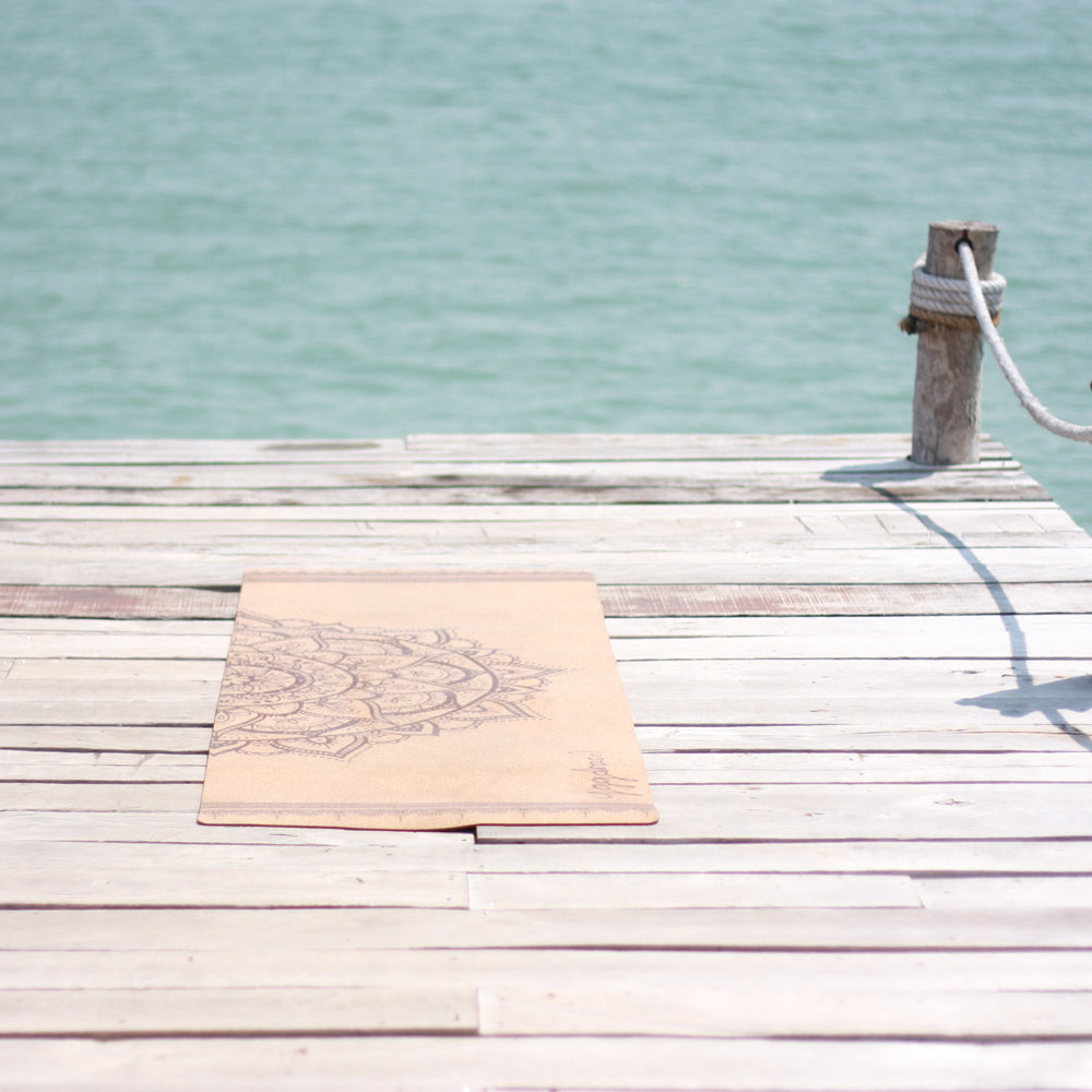 Kork yogamatta med tryck - Let Your Mind Run Free