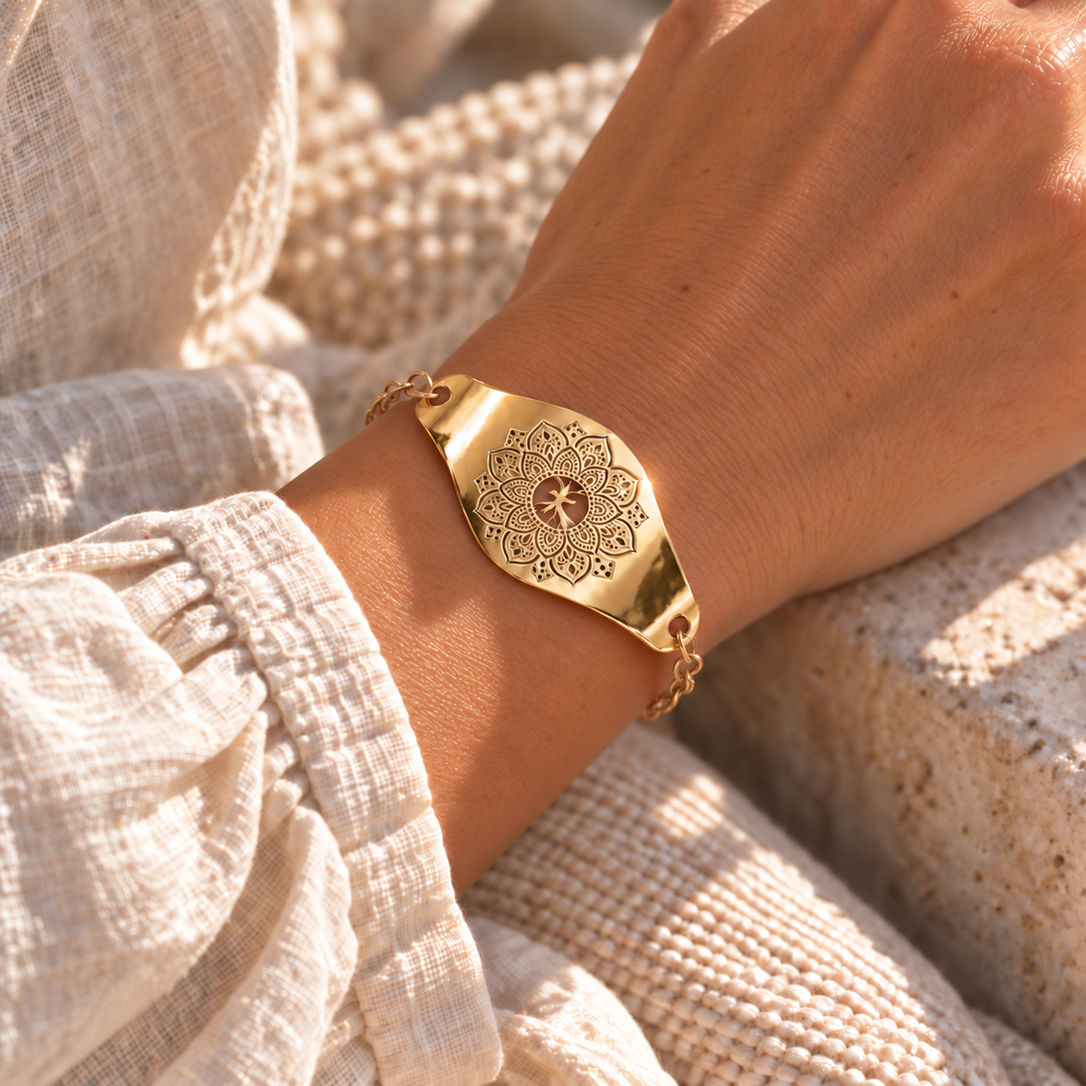Chunky Shanti Mandala bracelet in gold from Yggdrasil by Sweden
