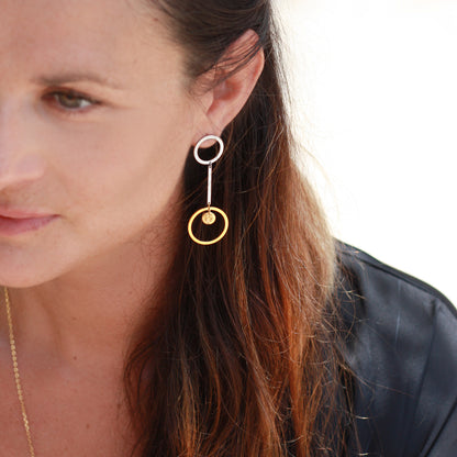 Yggdrasil by Sweden långa örhängen Be Unique ringar cirklar Earrings guld/stål