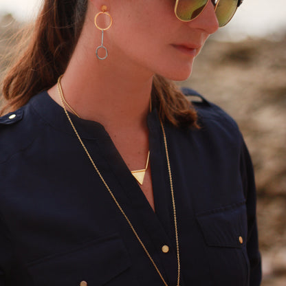 "B Unique" örhängen - Guld/stål