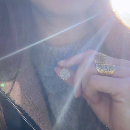 Yggdrasil smycken petite mandala necklace guld