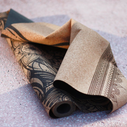 Yogamatta i naturkork tunn lätt resematta – halkfri & hållbar från Yggdrasil