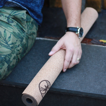 YOLO| 1,0mm cork yoga mat ~ Travelmat